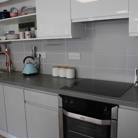 May View - Luxury Sea View Apartment - Millendreath, לו מראה חיצוני תמונה